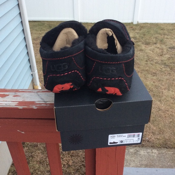 UGG ASCOT SLIPPERS - Picture 3 of 5